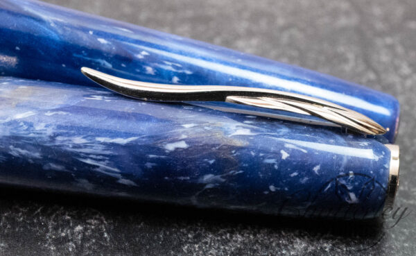 Pineider La Grande Bellezza Gemstones Lapis Blue Fountain Pen - Image 4