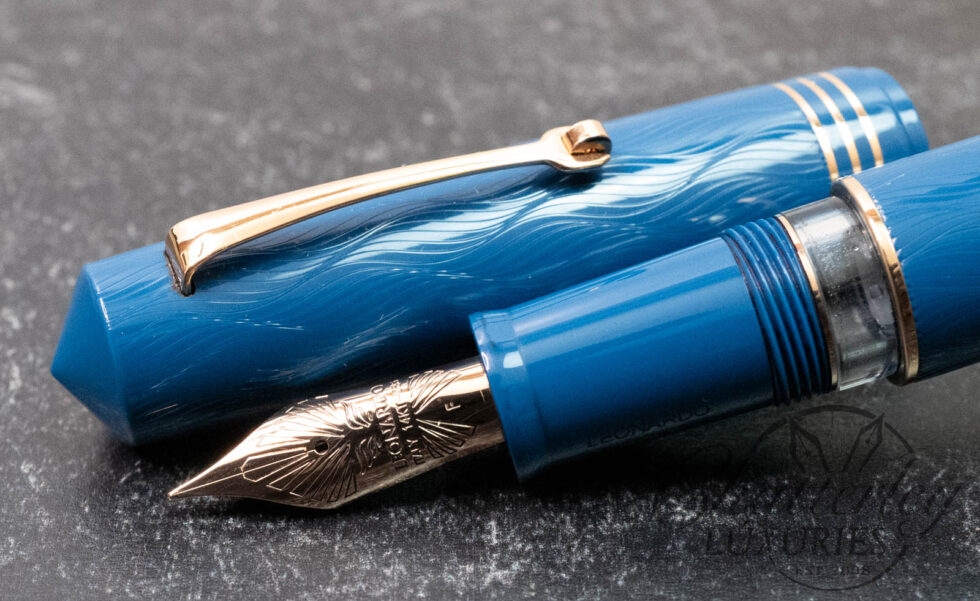 Leonardo Momento Zero Grande Iris Blue Guilloché Fountain Pen