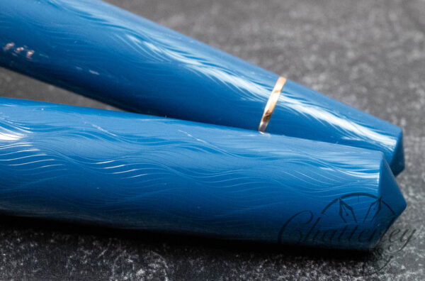 Leonardo Momento Zero Grande Iris Blue Guilloché Fountain Pen - Image 4