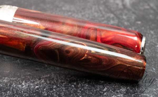 Pineider La Grande Bellezza Gemstones Rodolite Red Fountain Pen - Image 4