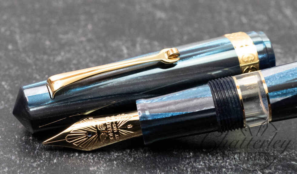 Leonardo Momento Magico Blue Abyss Celluloid Limited Edition Fountain Pen