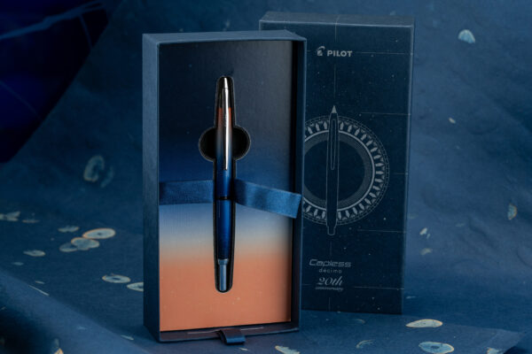 Pilot Vanishing Point Decimo 20th Anniversary Limited Edition Fountain Pen - Image 2