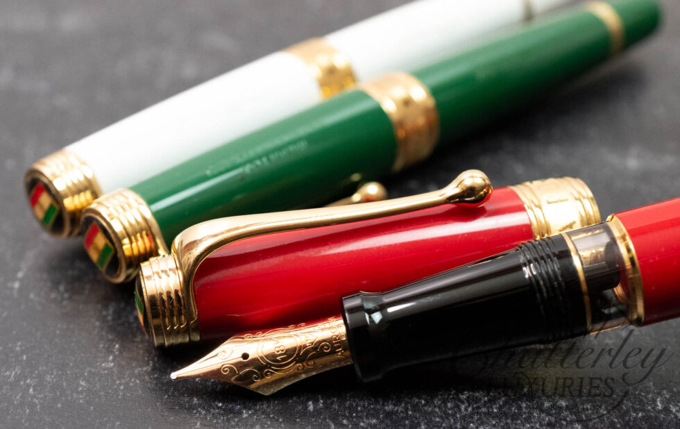 Aurora Bicentennial of the Italian Flag Limited Edition 3 Fountain Pen Set