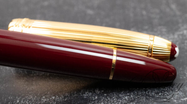 Montblanc Meisterstück LeGrand 147 Doué Solitaire Pinstripe Fountain Pen - Image 4