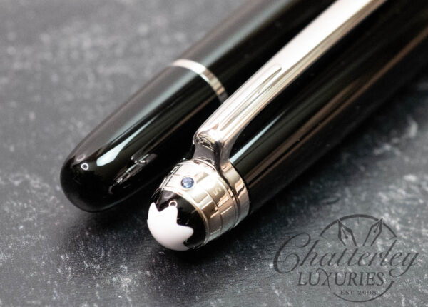 Montblanc Meisterstück Platinum Line UNICEF Signature for Good Classique Rollerball - Image 3