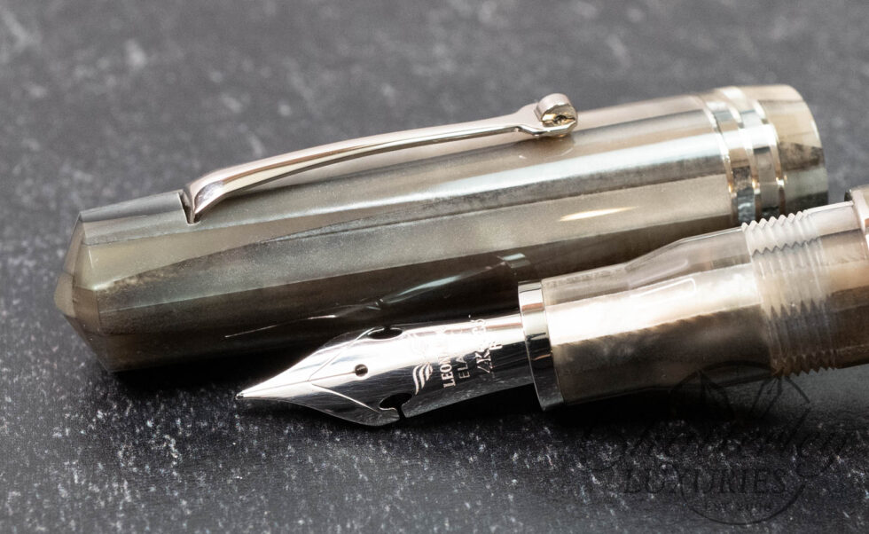 Leonardo Momento Zero Grande Sand 14k Nib Fountain Pen