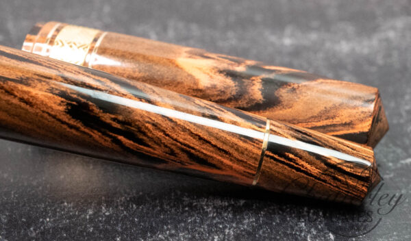 Leonardo Momento Zero Grande Masterpiece Flame Ebonite Fountain