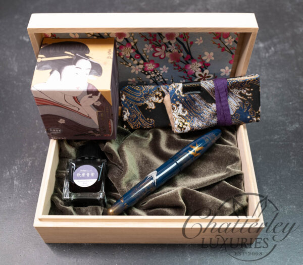 Taccia Empress Ao-Fuji Maki-e Limited Edition Fountain Pen - Image 9
