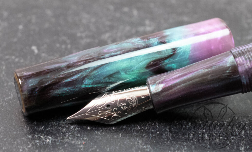 Atelier Lusso Hydra Black and Purple Resin Fountain Pen