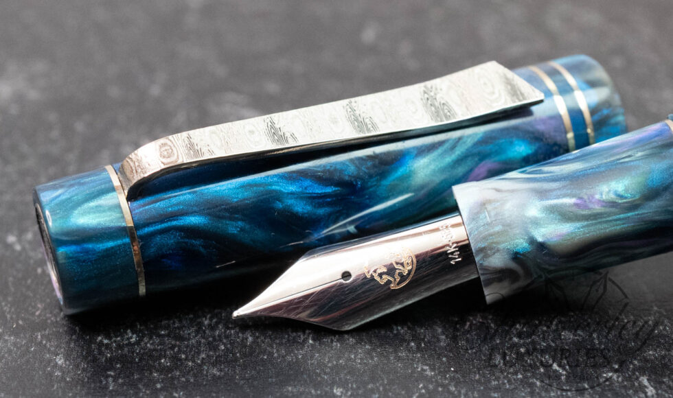 Atelier Lusso Carina 15 Blue & Purple Resin Fountain Pen with 14K #8 Nib & Damascus Clip