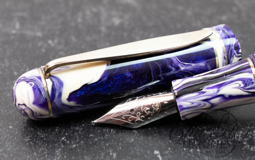Atelier Lusso Taurus Purple & Cream Resin Fountain Pen