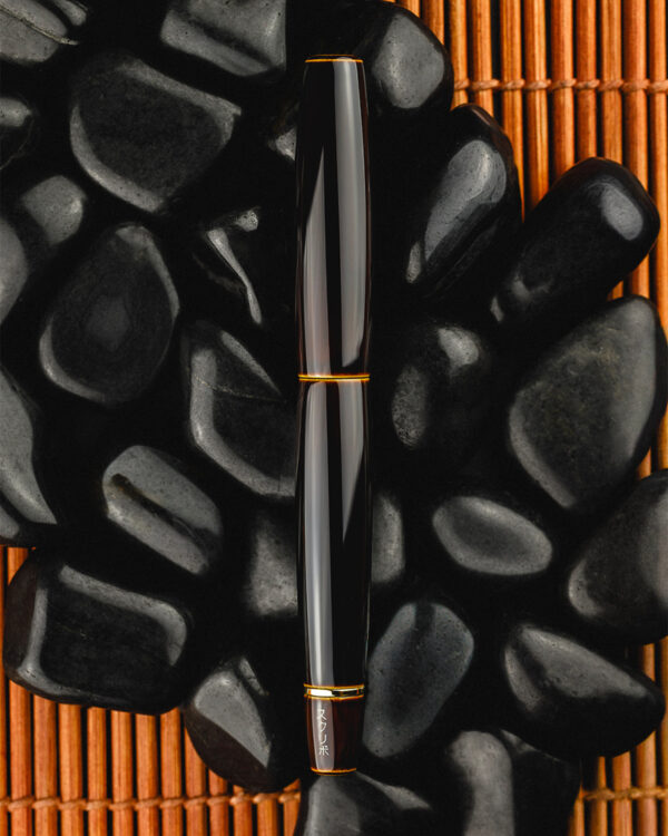 Scribo LA DOTTA Yamanaka Onsen Tamenuri Urushi Limited Edition Fountain Pen - Image 4