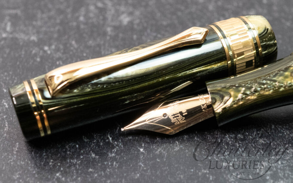 Nettuno 1911 Superba Emerald Limited Edition Celluloid Fountain Pen
