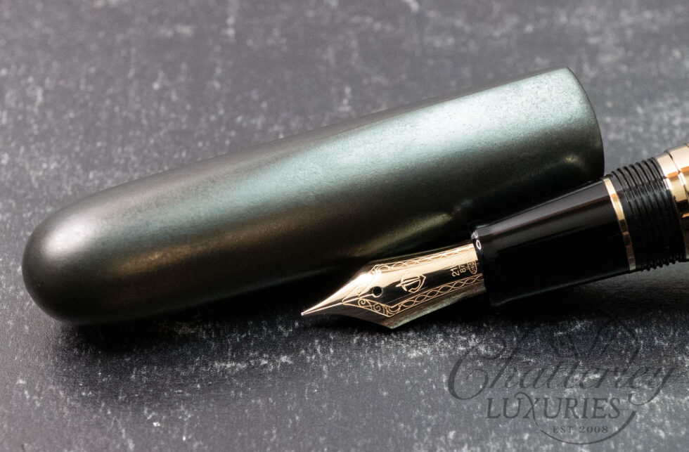 Sailor NAWATE Kuroginhaku Ei (Matte Finish) Japanese Lacquer Fountain Pen