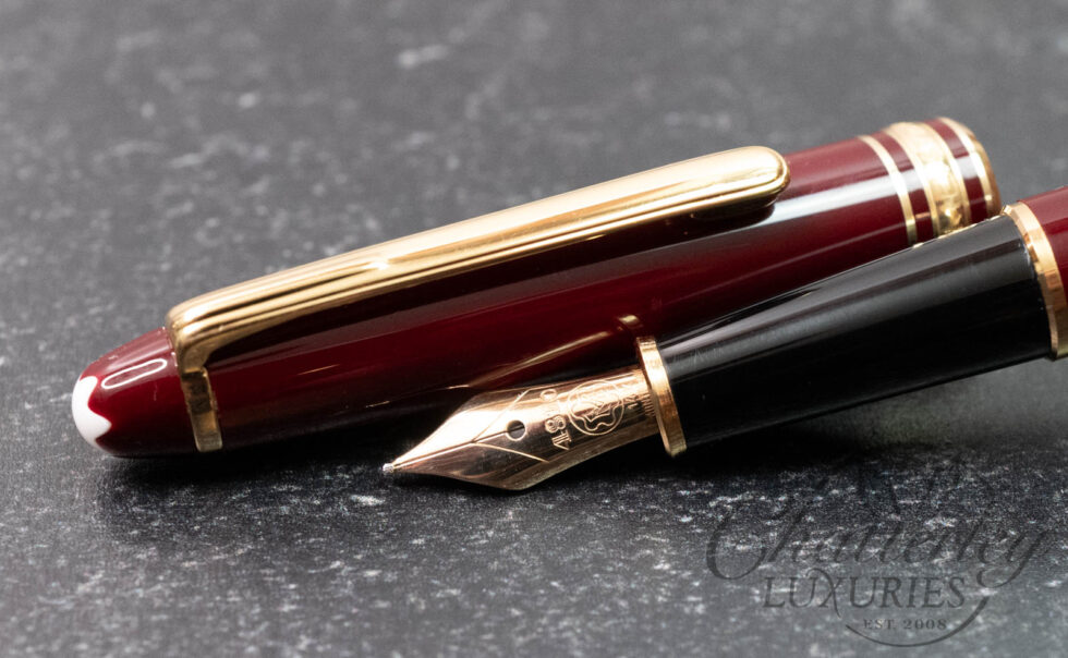 Montblanc MeisterstĂĽck Classique 144 Burgundy Fountain Pen