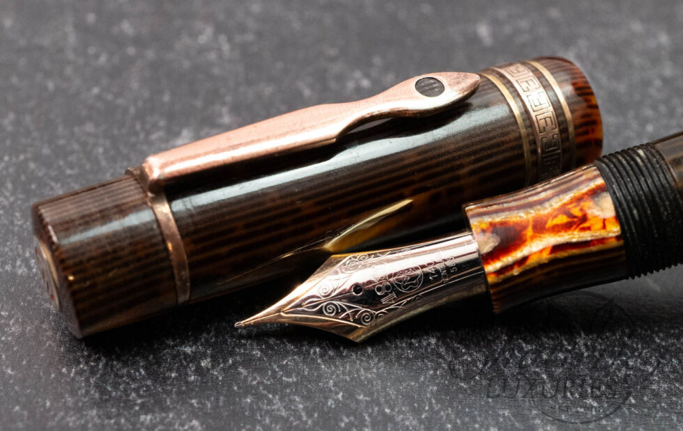 Custom (Francis Goosens) L139 "Brown Arco" Celluloid Fountain Pen