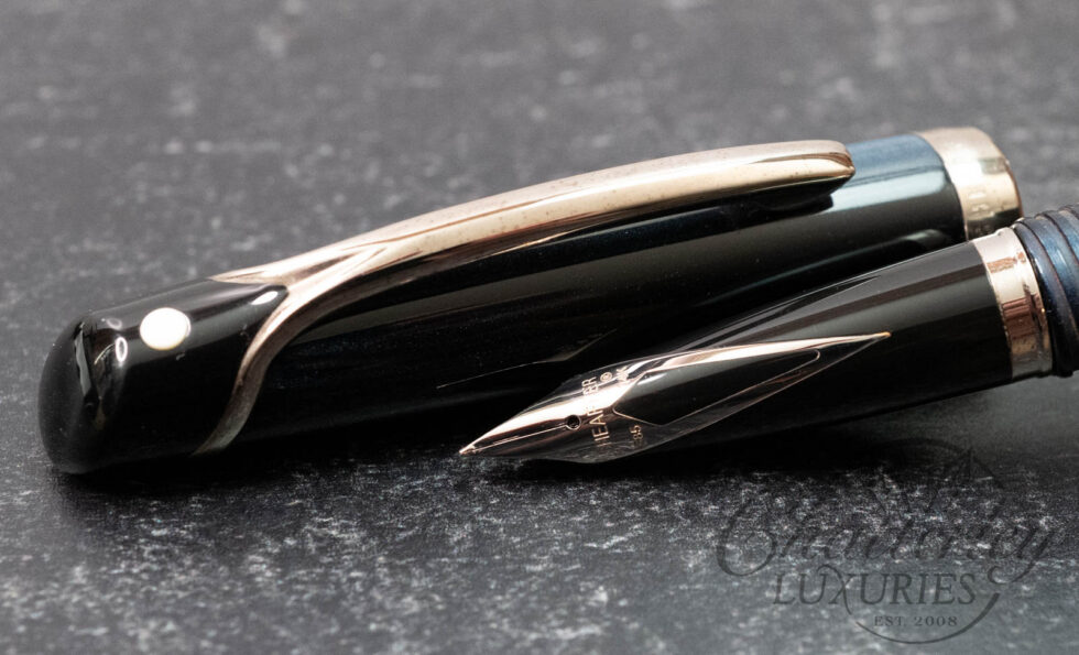 Sheaffer Valor Deep Blue Fountain Pen