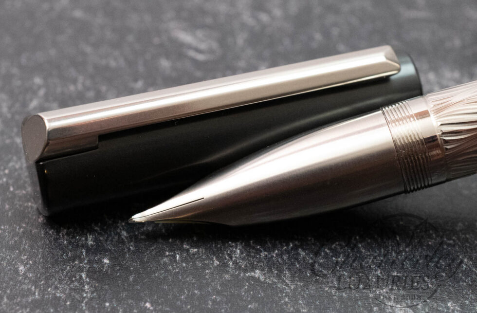 Schon DSGN Monoc Evo Guilloche with Monoc Titanium Nib Fountain Pen