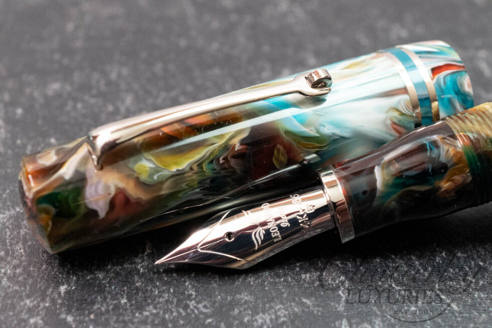 Leonardo Momento Zero Grande in Primary Manipulation Stromboli Resin By Brooks