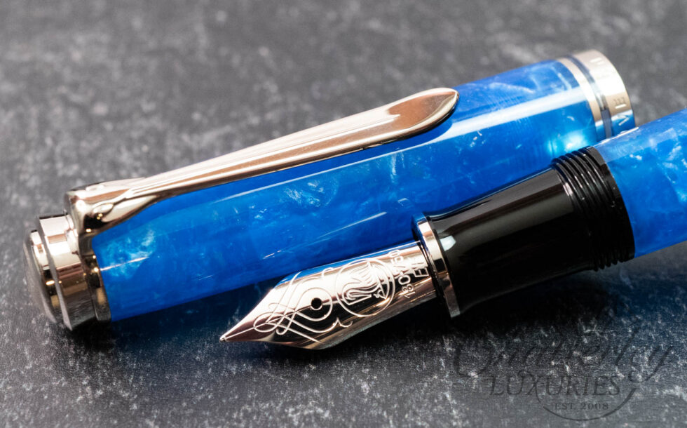 Pelikan Souverän M805 Vibrant Blue Fountain Pen