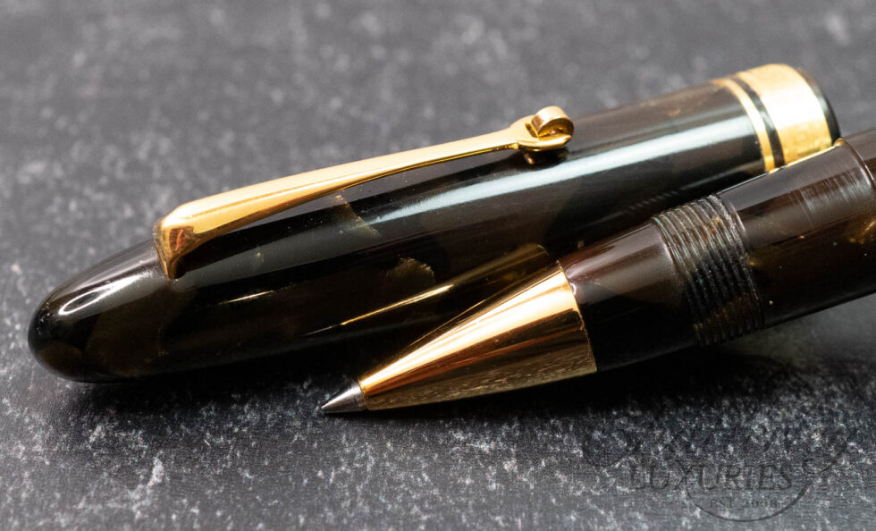 Omas Ogiva Autunno (Autumn) Green Rollerball Pen