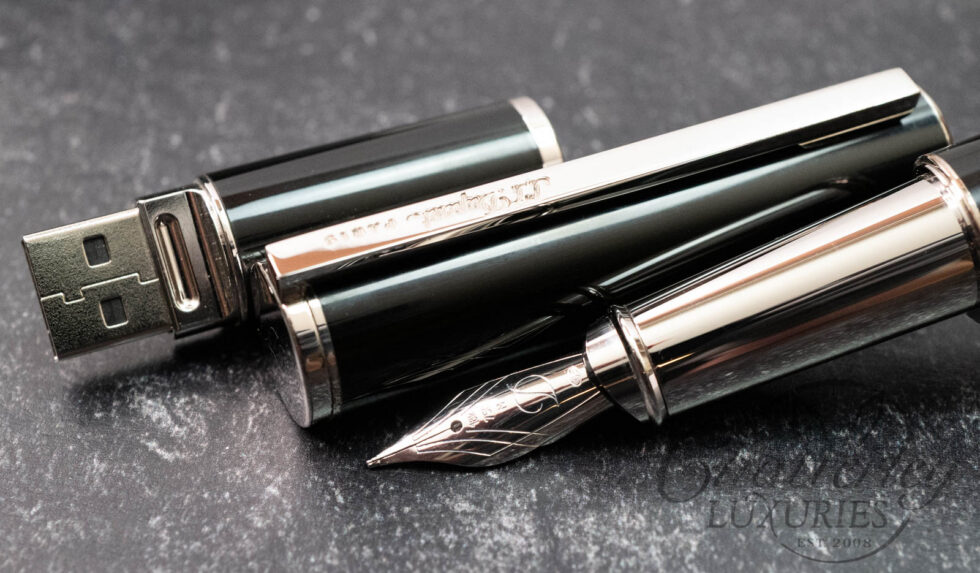 S.T. Dupont Neo Classique President 4GB USB Black Lacquer Fountain Pen