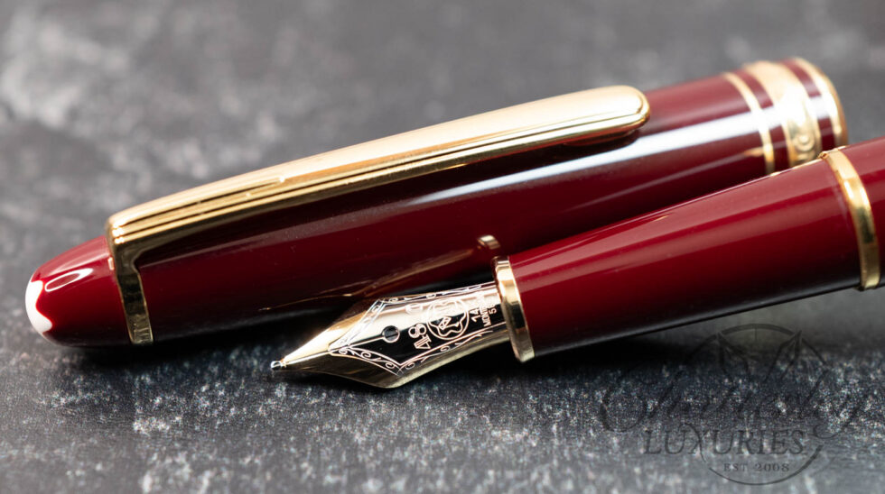 Montblanc Meisterstück Classique 144 Burgundy Fountain Pen