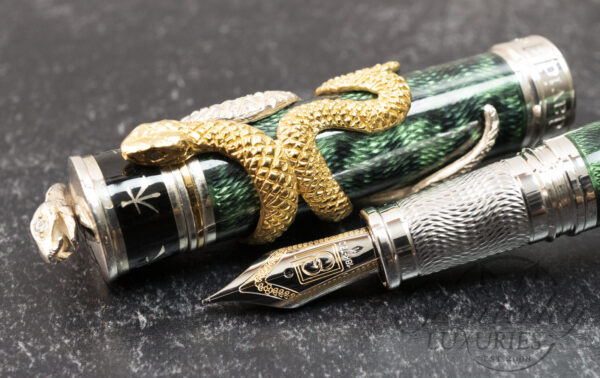 David Oscarson Limited Edition 5/8 Green Wood Snake Verdigris Green Fountain Pen