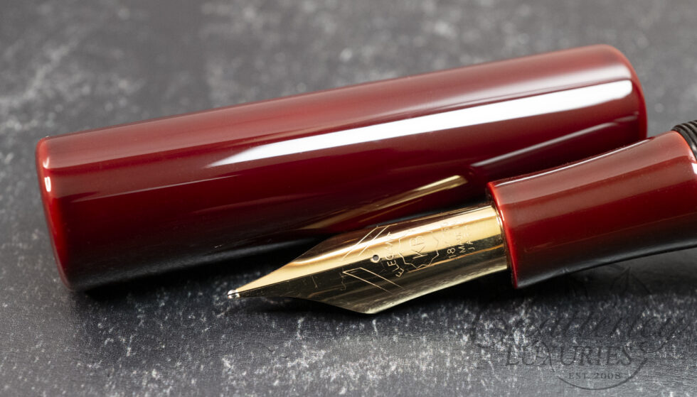 Furuta Urushi Tamenuri Red Oversize #50 Nib Fountain Pen