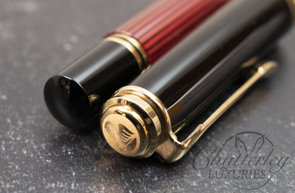 Pelikan Souverän M600 Red/Black Fountain Pen