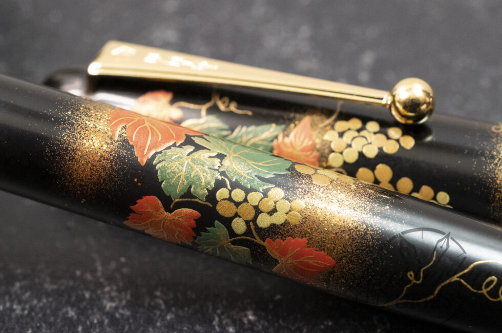Namiki Yukari Grapevine Maki-e Fine Nib Fountain Pen