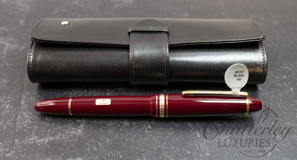 Montblanc Meisterstück 147 LeGrand Burgundy Traveller Fountain Pen & Leather Case